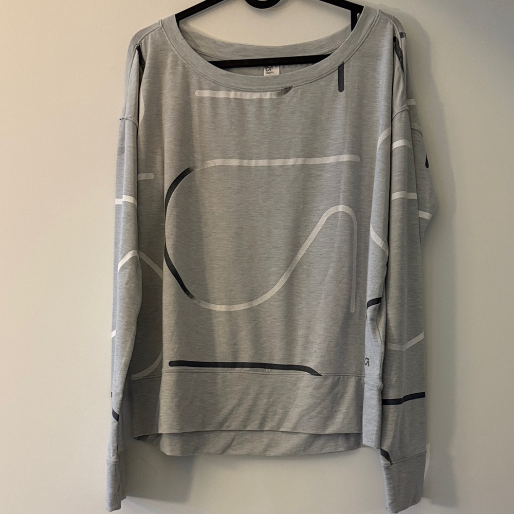 GAP Gray Graphic Long Sleeve Tee